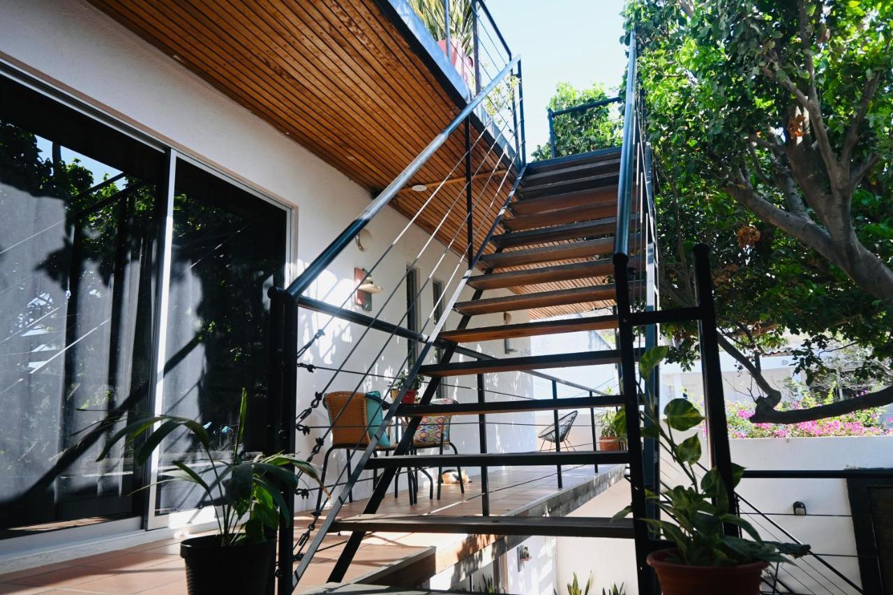 Ocean Lovers Hostel & Apartments Таганга Экстерьер фото
