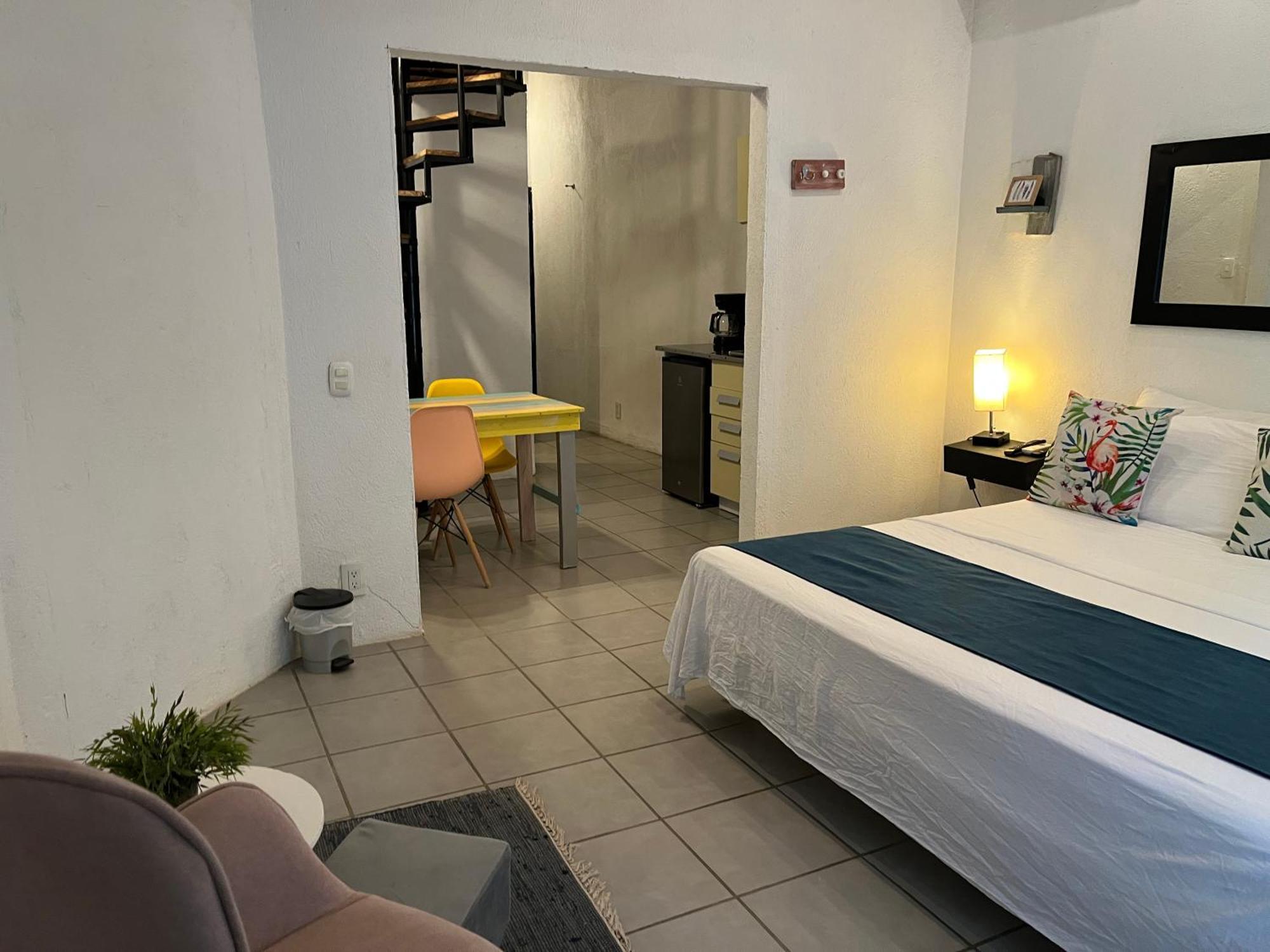 Ocean Lovers Hostel & Apartments Таганга Экстерьер фото