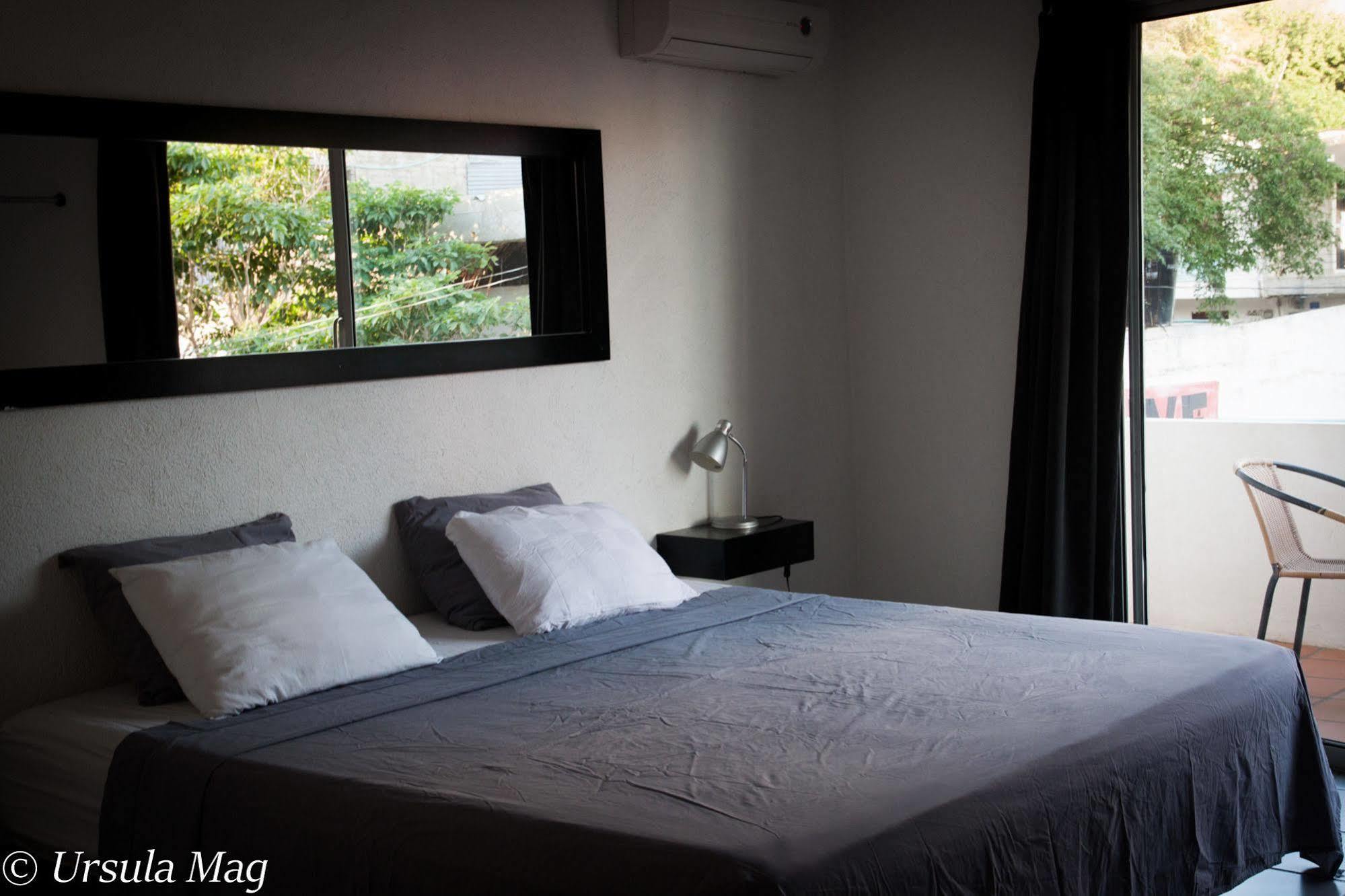 Ocean Lovers Hostel & Apartments Таганга Экстерьер фото